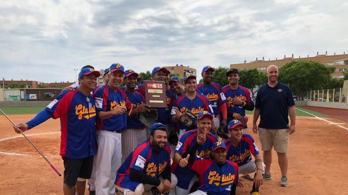 El Vila-seca Gladiators SBC es corona campió del Sènior Màsters