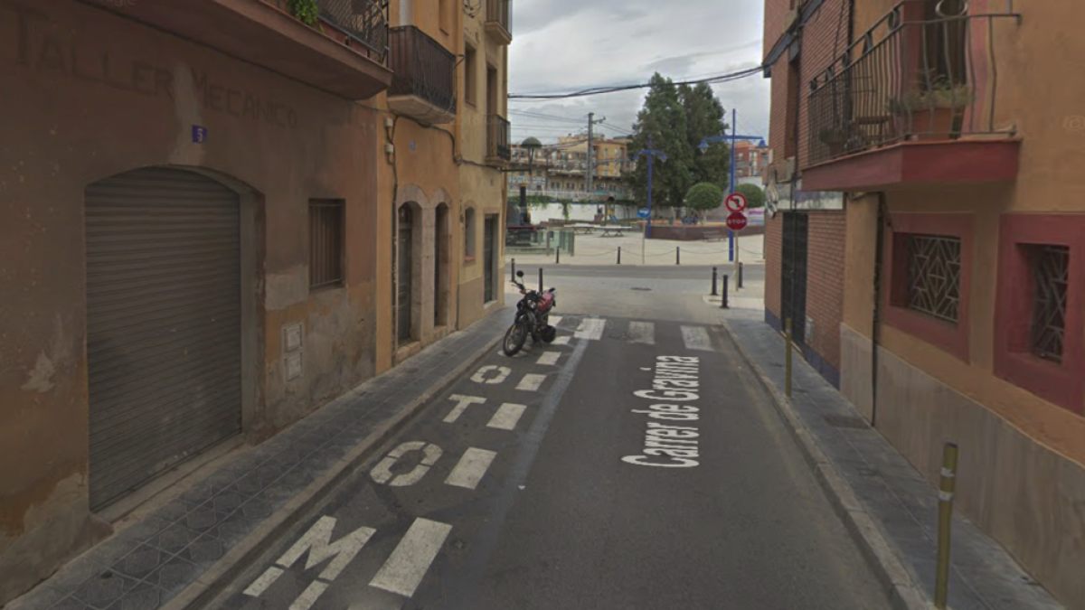 Se incendia una moto en el Serrallo