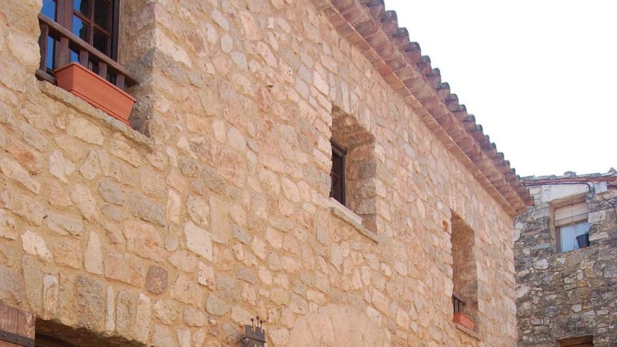 Tanca el restaurant de Siurana insubmís a la fiscalitat espanyola