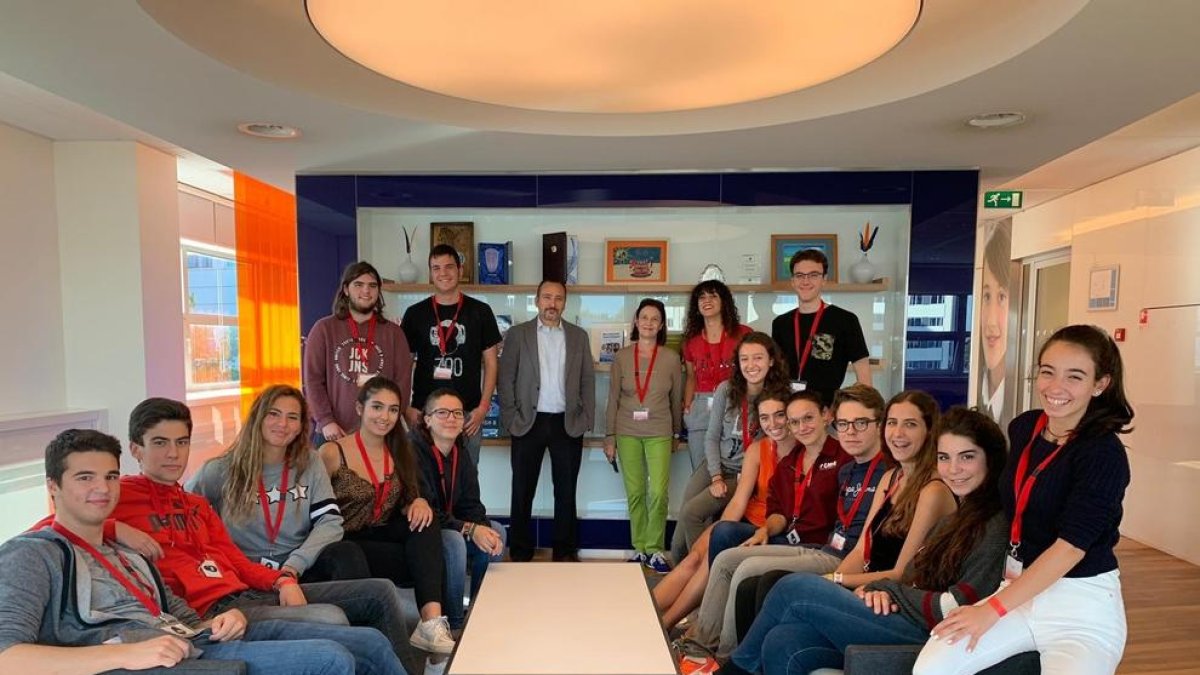 Alumnes de l'Institut Gabriel Ferrater fan un viatge cultural a Holanda