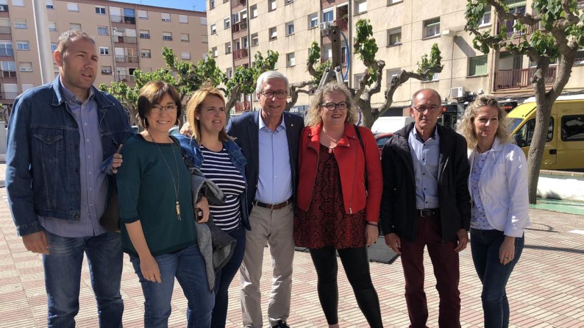 L'alcalde vol saber si els candidats eliminaran la rebaixa del 25% del bus