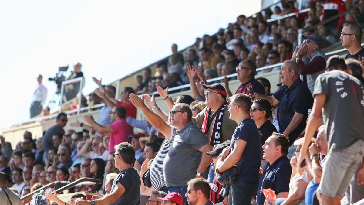 La Federació exclou al CF Reus de Segona Divisió B per no presentar l'aval