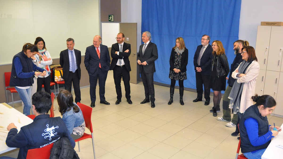 “La Caixa” aporta 40.000 euros a la tasca social de la Xarxa Santa Tecla