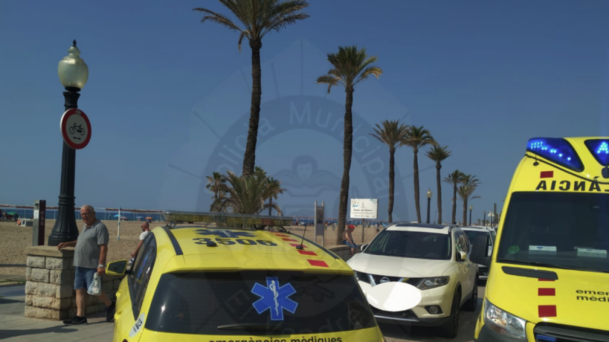 Mor un home a la platja de Coma-ruga