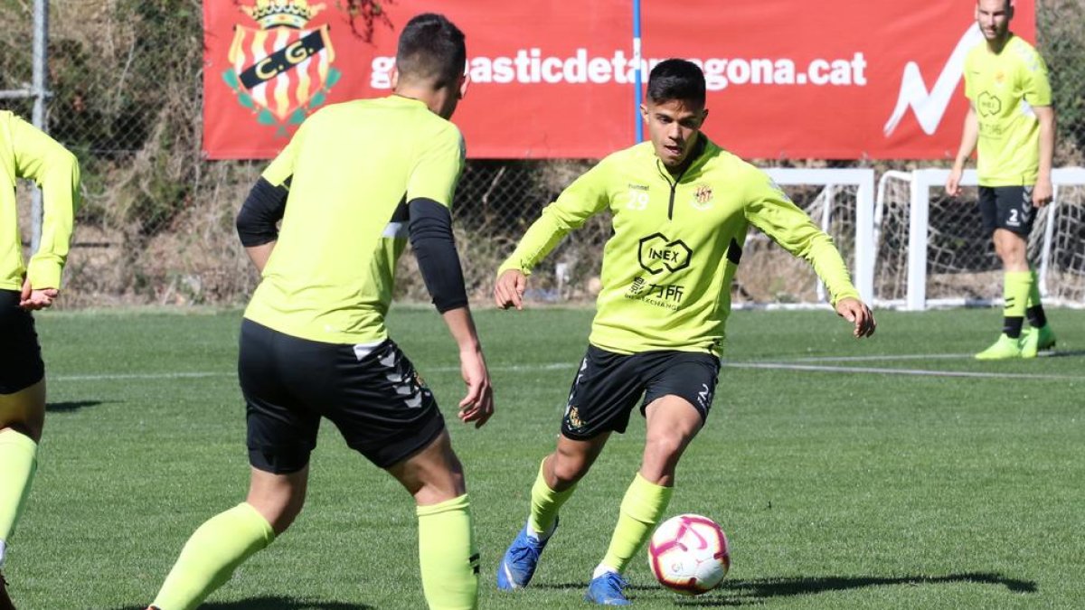 Enrique Martín s'abona a donar als suplents els minuts de la «brossa»