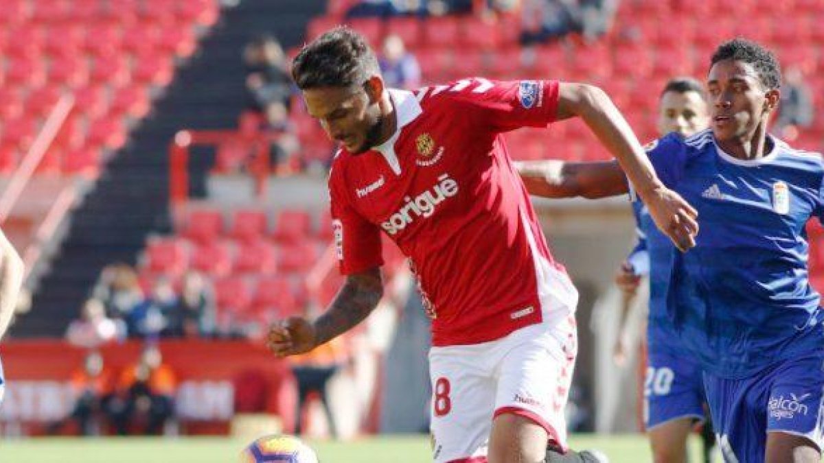 Liassine Cadamuro deja el Nàstic