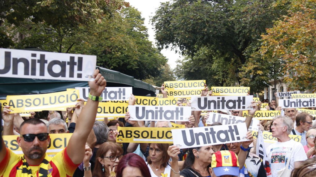 Cuixart y Sànchez reivindican el 20-S y llaman a volver a desobedecer