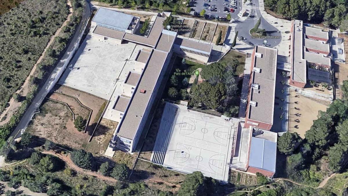 Localitzen el cadàver d'un jove al costat d'una torre elèctrica a la Selva del Camp