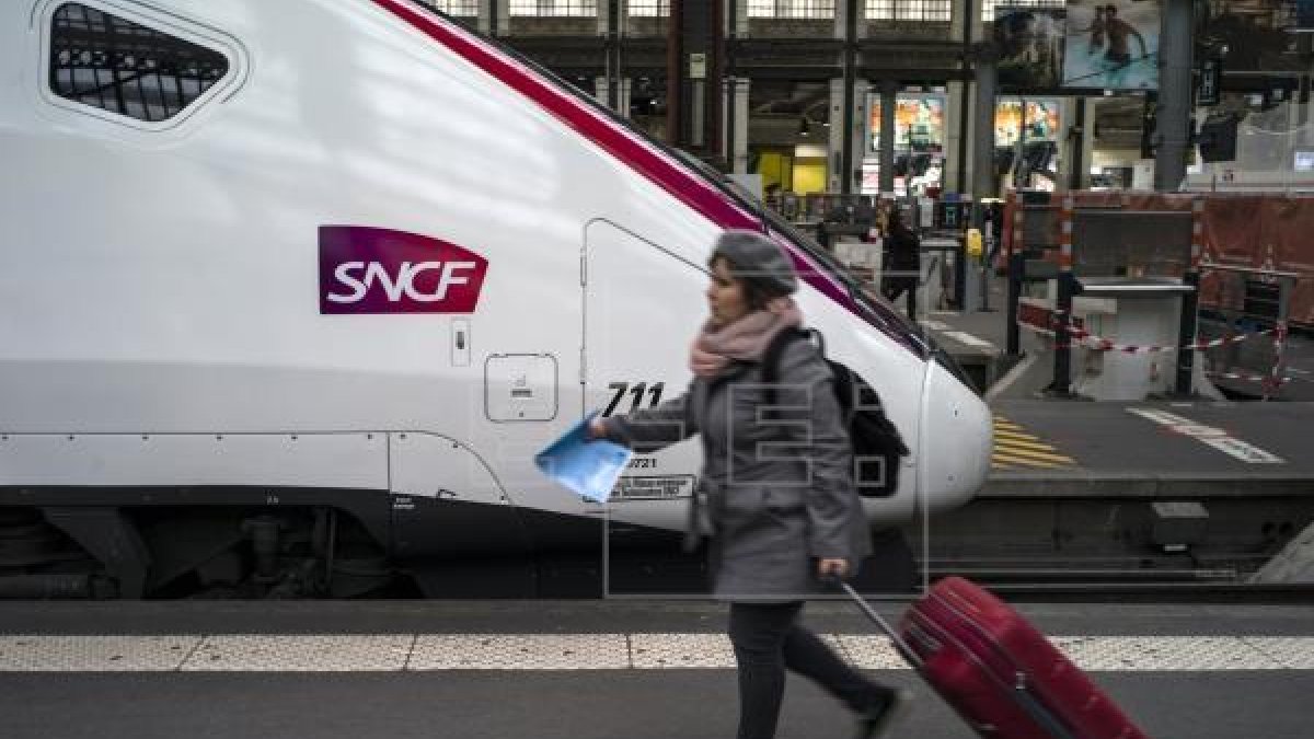 SNCF, AVE, tren, transport, Paris