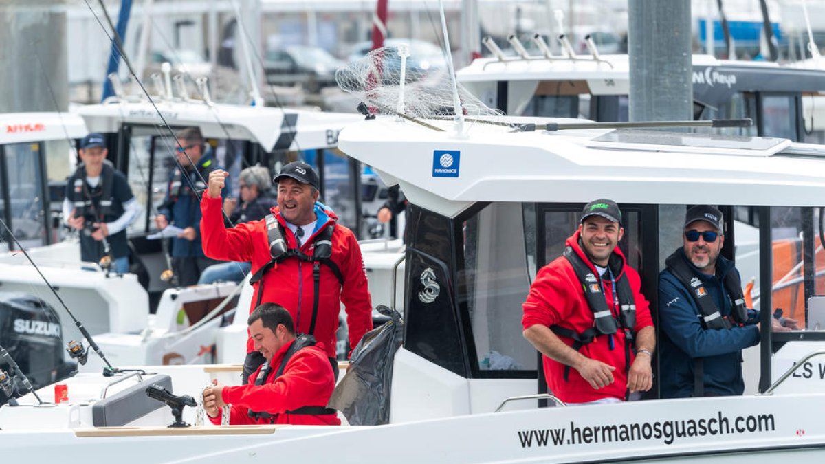 Dos tarragonins participen a la competició de pesca 'No kill' més gran d'Europa