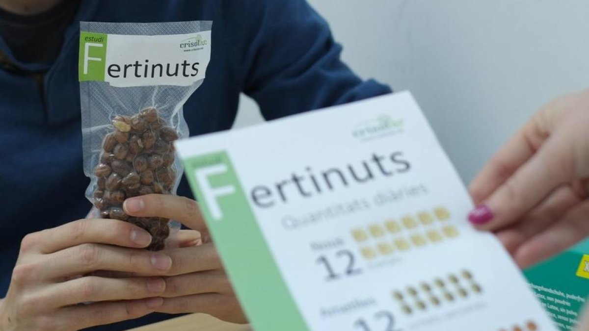 Consumir 60 grams fruita seca al dia milloren la funció sexual, segons investigadors de la URV