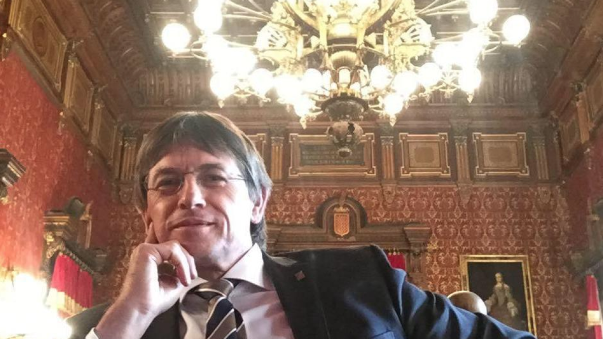 El secretario general del Ayuntamiento declara hoy delante la comisión parlamentaria del 155