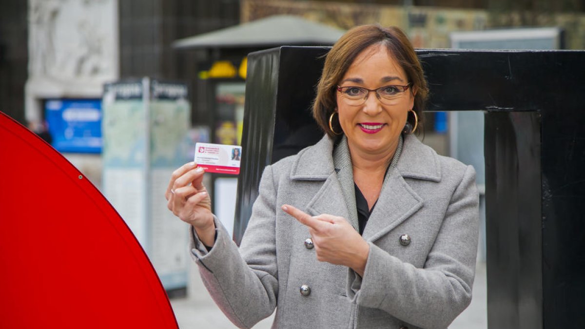 Més de 5.000 usuaris de l'EMT es beneficien del 25% de descompte