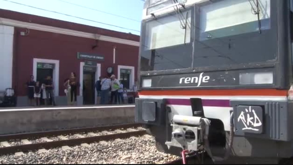 passatger, avaria, Renfe, Hospitalet de l'Infant, estació, regional, via, tren