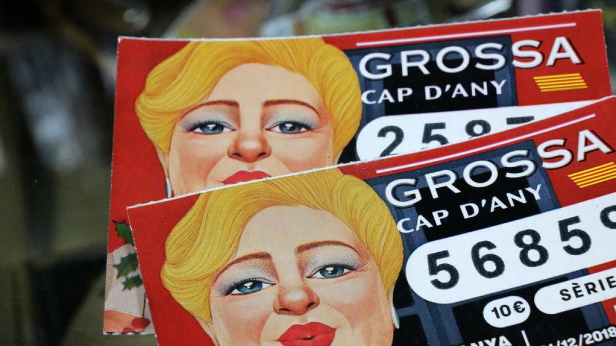 Detenido un mensajero por vender boletos sustraídos de la Grossa a Santa Bàrbara