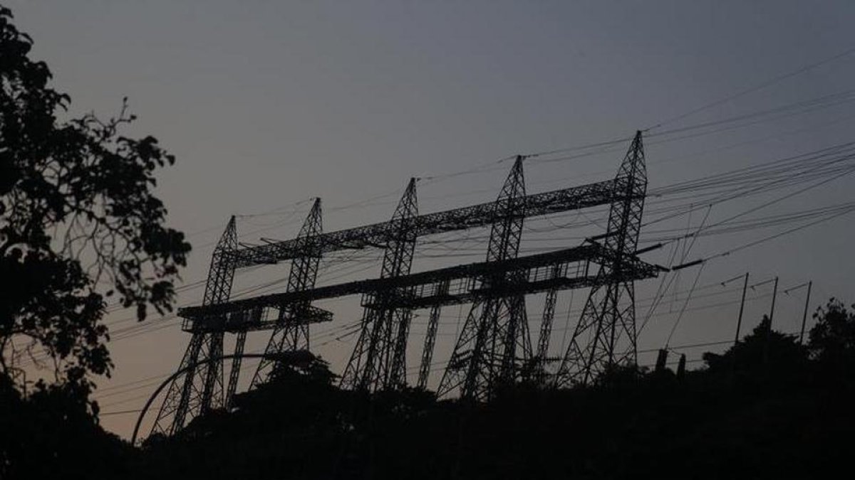 Les tempestes deixen sense llum a més de 2.000 persones a Cunit i 800 a Cubelles