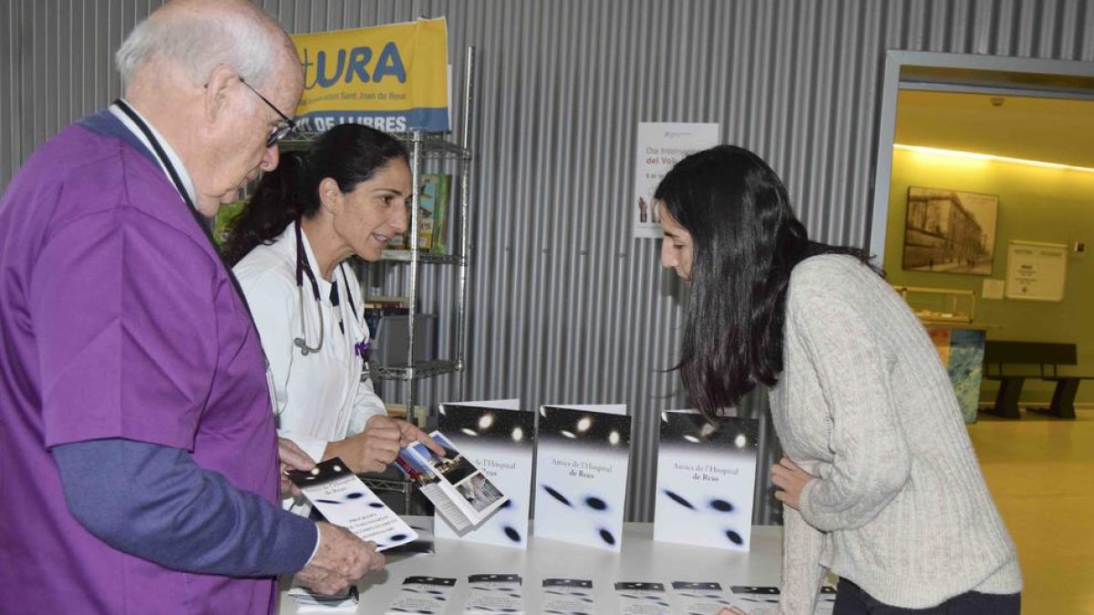 La Asociación Amigos del Hospital de Reus participa al Día Internacional del Voluntariado