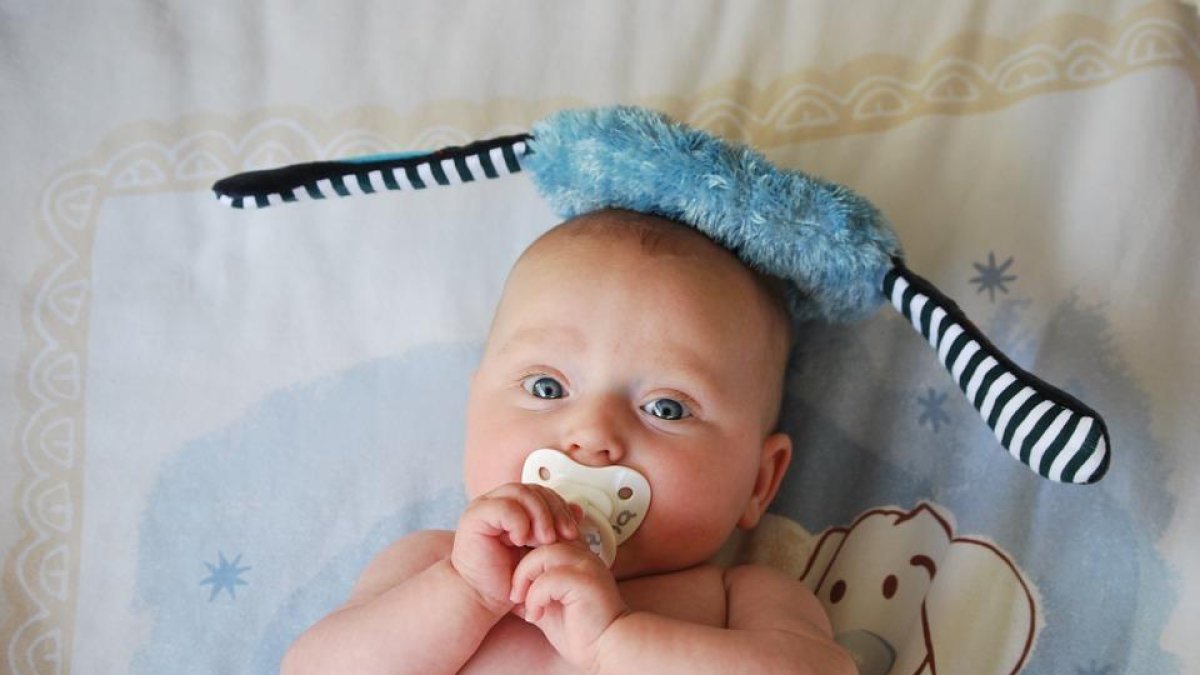 El uso prolongado del chupete hará que mi hijo lleve ortodoncia?