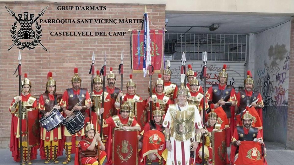 Deu anys fent ressonar les armes