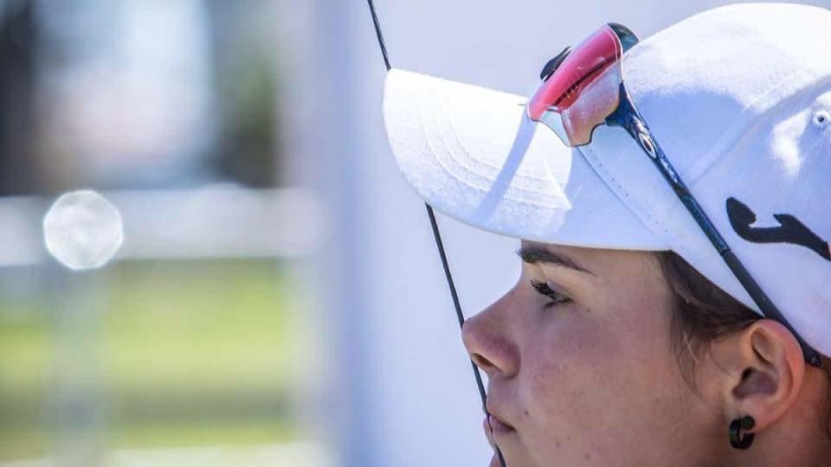 Èlia Canales estableix un nou rècord d'Espanya de tir amb arc absolut