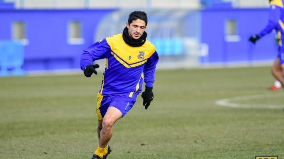 Jonathan Pereira a punto de convertirse en delantero del Nàstic