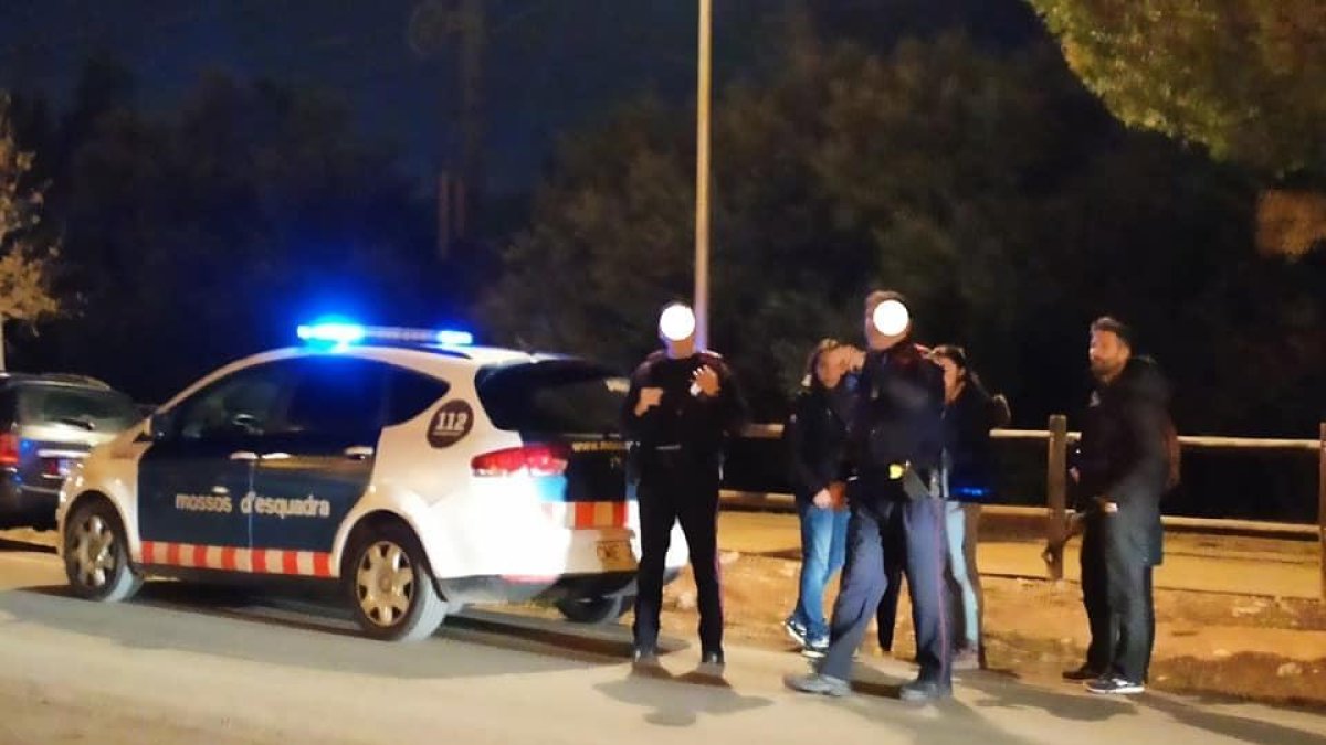 bou embolat, camarles, agressió, animalistes