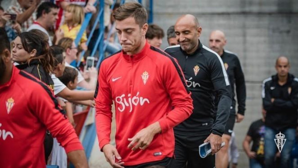 Juan Rodríguez no se entrena con el Sporting y apunta al Nàstic