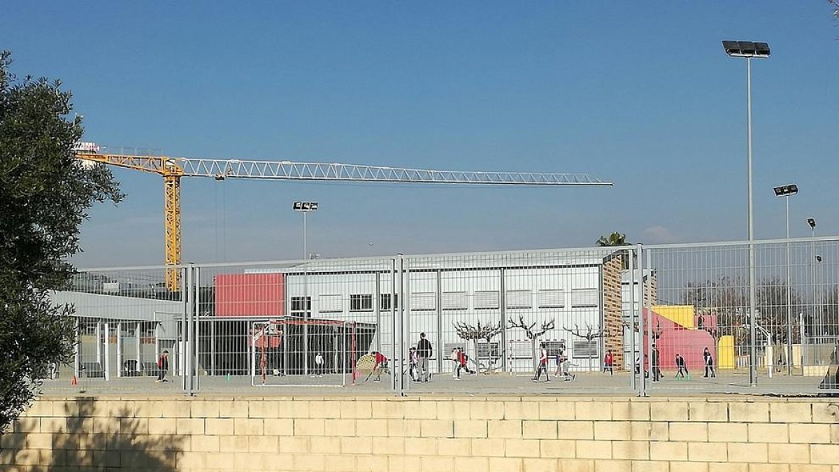 El colegio Teresina Martorell se convertirá en instituto escuela el próximo curso