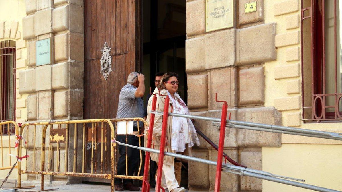 prevaricación, querella, ganadería, tanteos, exalcalde, Alfara de Carles, público, Josep Mas, Àngela Mur, Muro