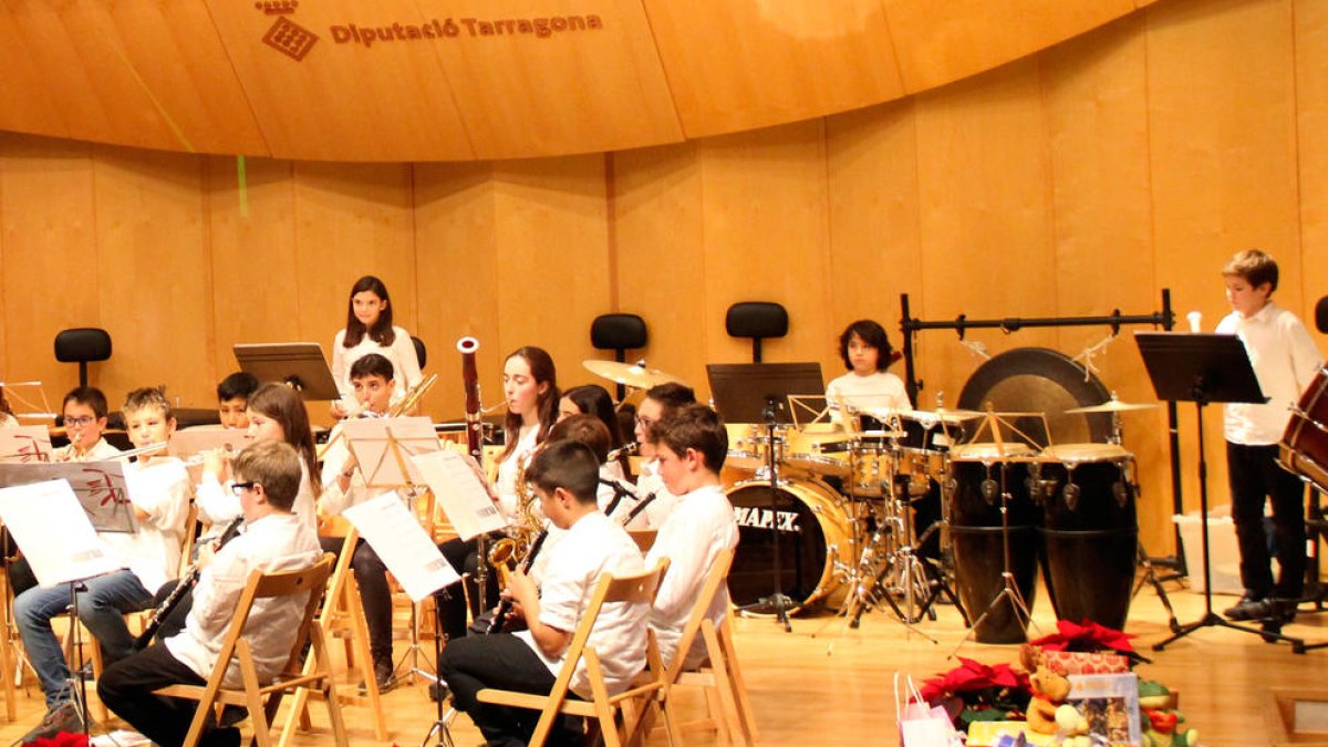 Los conservatorios de Reus y Tortosa ofrecen conciertos y talleres gratuitos a cambio de juguetes