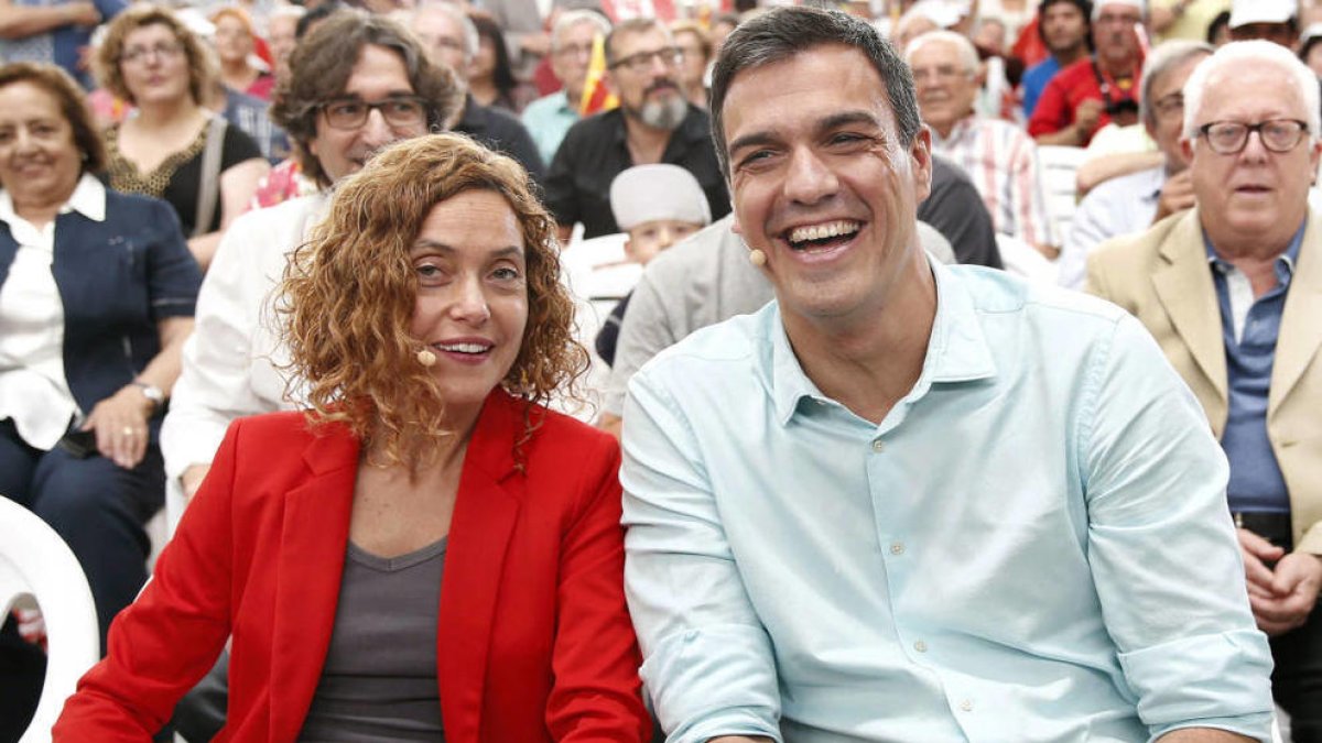 El presidente español, este domingo en Tarragona en un mitin de los socialistas
