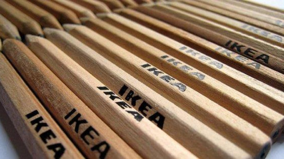 Ikea retira els llapis i els metres de paper de les seves botigues