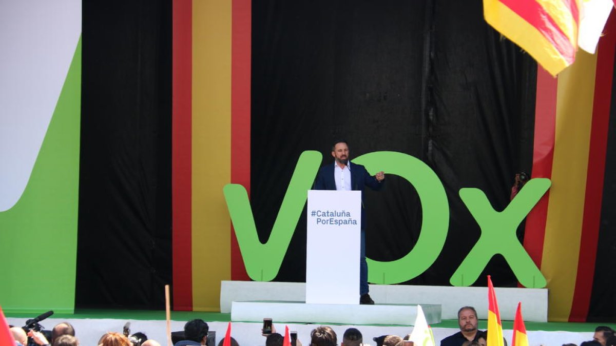 Abascal avisa de que reclamará «la detención de Torra a través de la fiscalía»