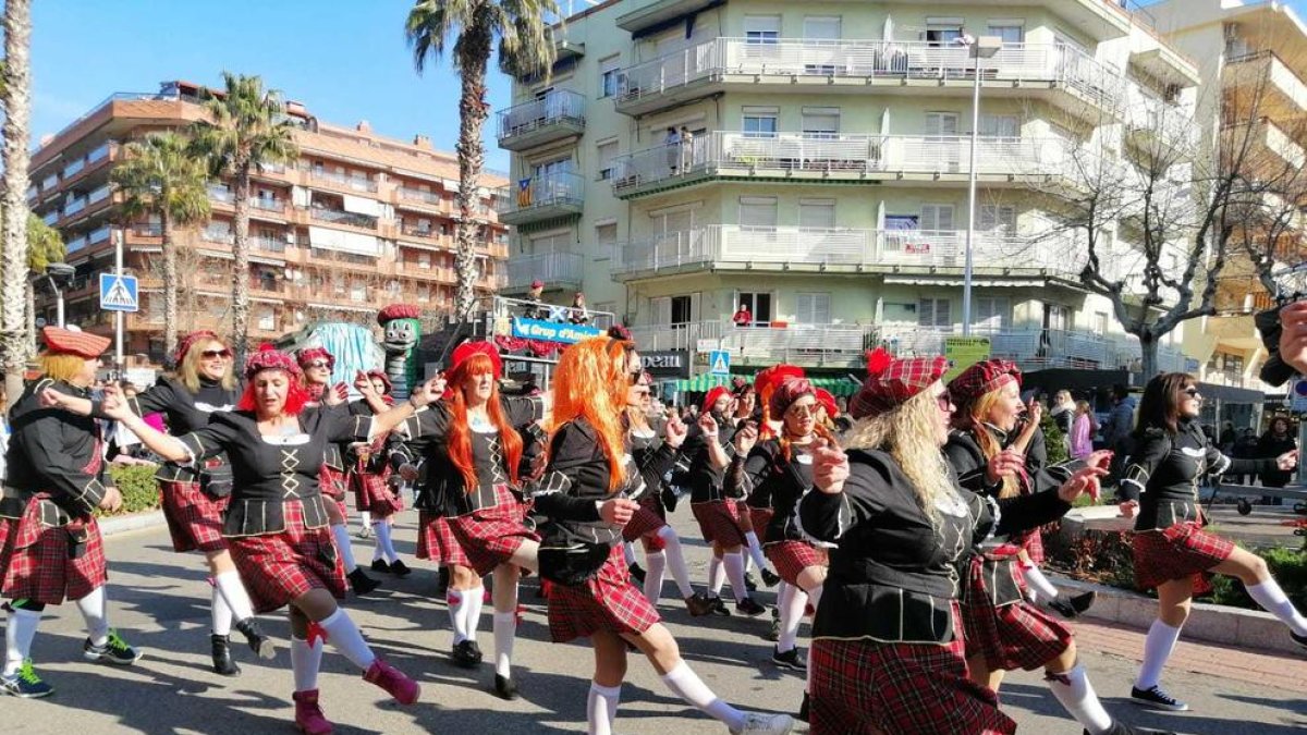 Salou ya celebra el Coso Blanco