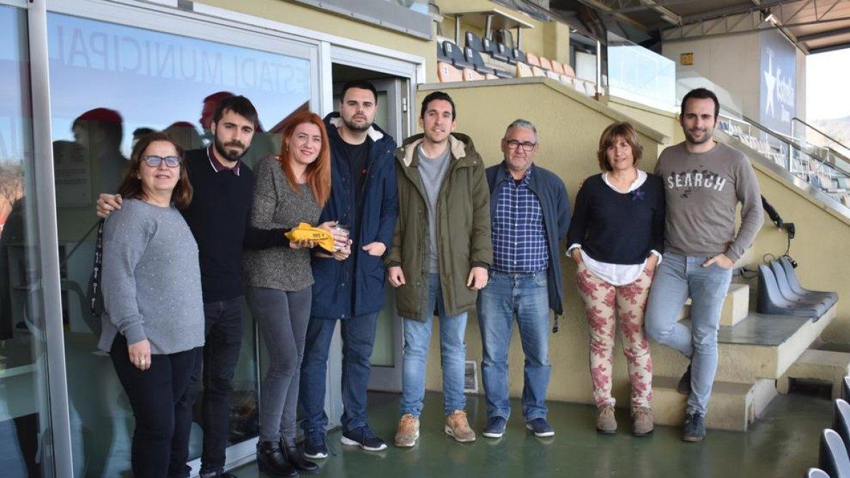 Gran gest d'una penya del CF Reus, que entrega 3.100 euros als treballadors, que segueixen sense cobrar