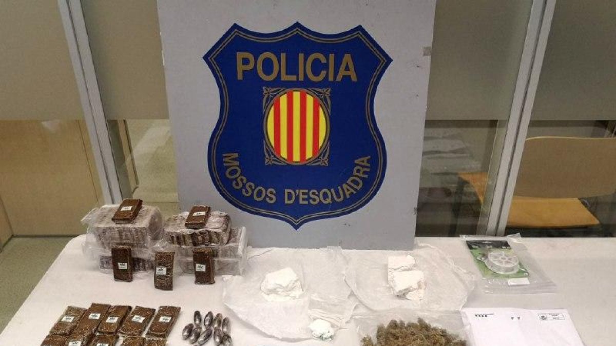 detenido, droga, La Pineda, Mossos D'Esquadra