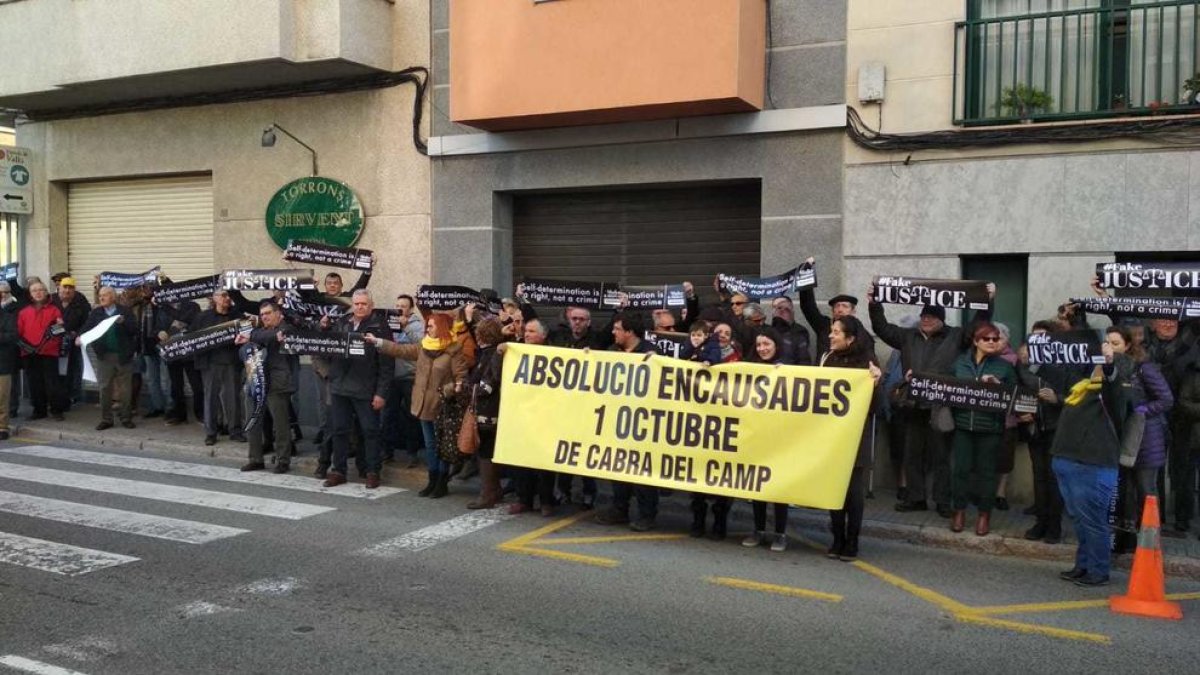 Dos vecinos del Alt Camp declaran este lunes por el referéndum del 1 de octubre