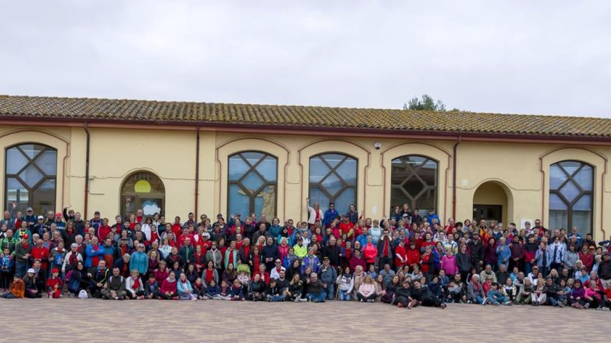Més de 300 persones participen de la caminada de germanor fins a Tarragona
