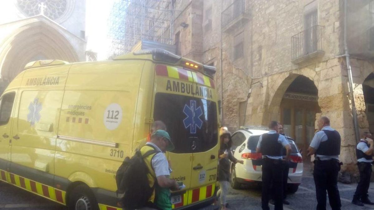 Mor a la Part Alta una dona de 86 anys després d'esperar l'ambulància durant més de mitja hora