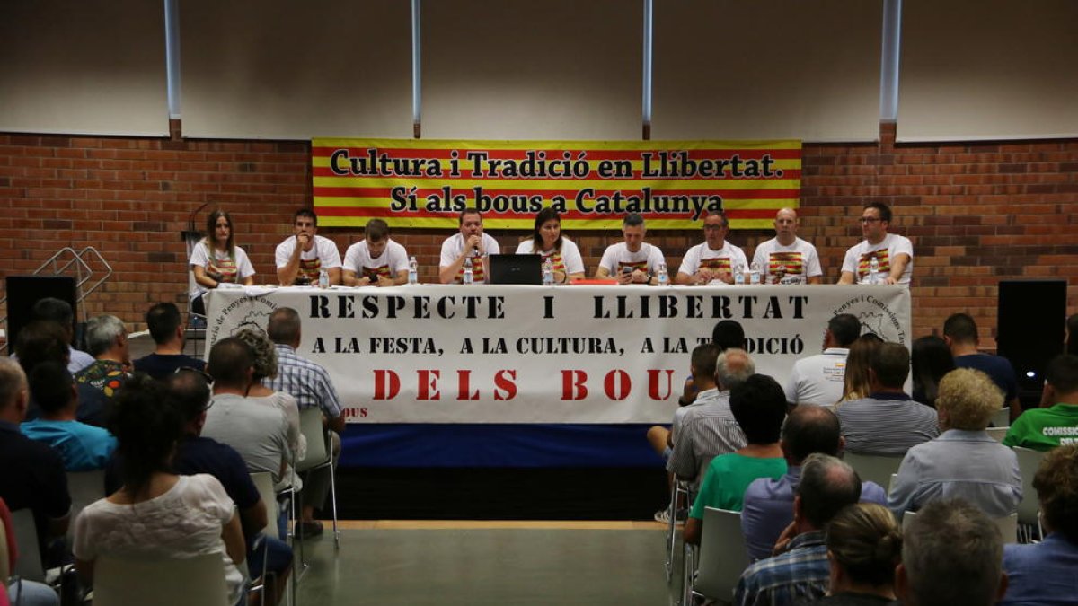 Front comú dels taurins per defensar els correbous a les Terres de l'Ebre