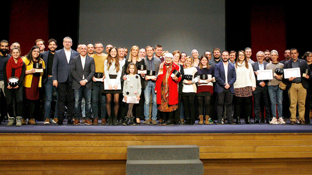 La Nit de Castells premia l'excel·lència dels 3de9 sense folre de Santa Úrsula i els castells de 10 de Terrassa