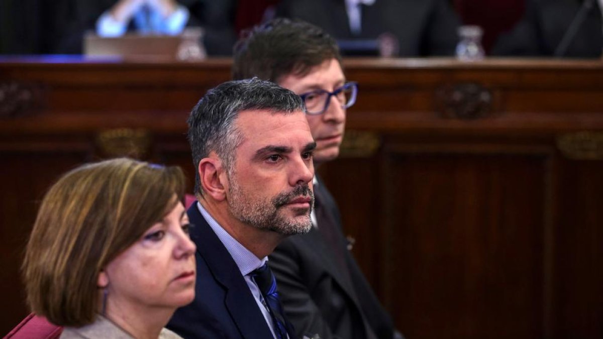 Meritxell Borràs, Santi Vila, Carles Mundó, judici, 1-O