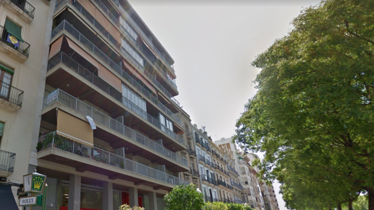 Incendio en una vivienda en la Rambla Nova de Tarragona