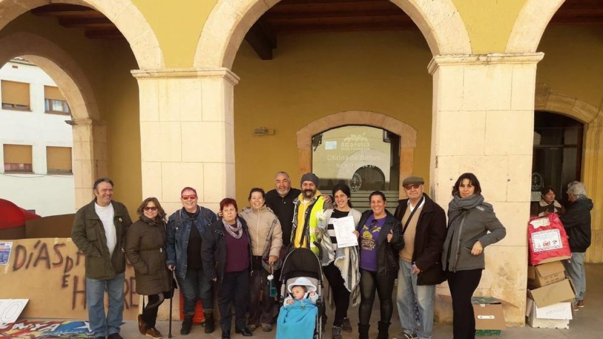 Els ocupes d'Hort de Pau finalitzen la vaga de fam en aconseguir el padró
