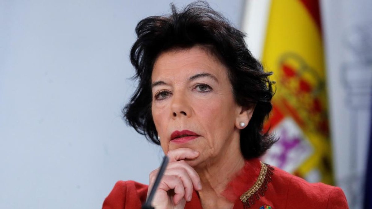 El gobierno aprueba un plan de empleo que reducirá en más de 400.000 a los parados mayores de 30 años