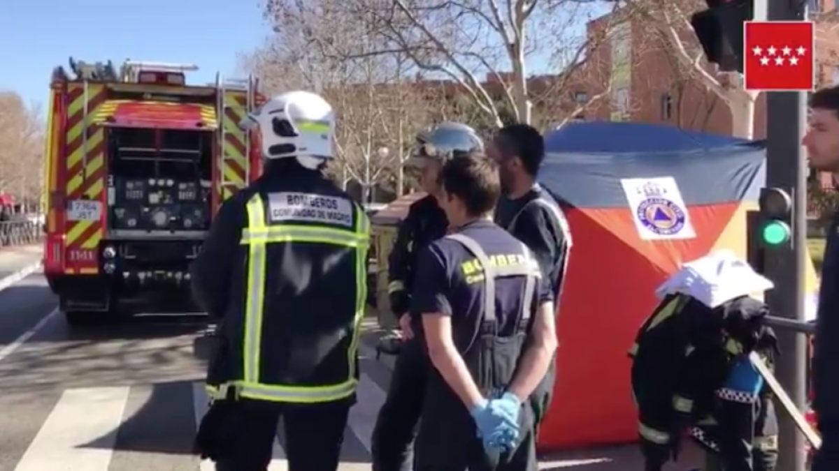 Mor una dona de 72 anys atropellada per una furgoneta en quedar atrapada sota el vehicle