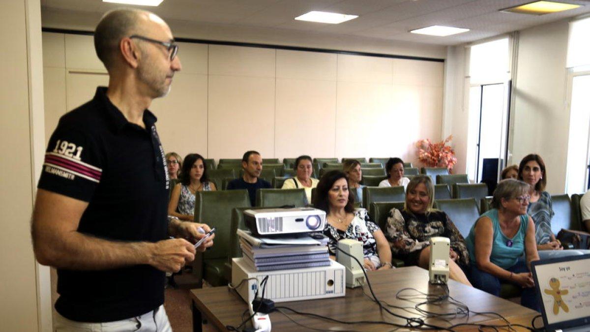 formación, trabajadora, Acoso, CCOO, cossificació, delegado sindical, brecha salarial, sindicato, empresa, planes|planos igualdad