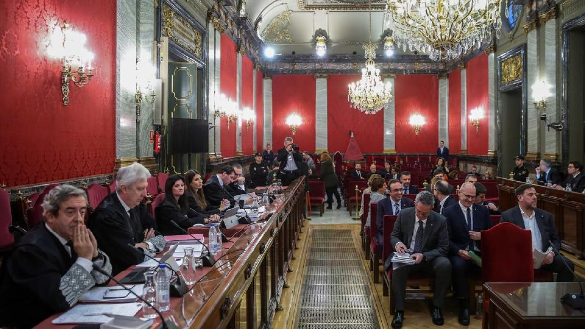 La segona setmana de judici arrenca amb la declaració de Jordi Turull