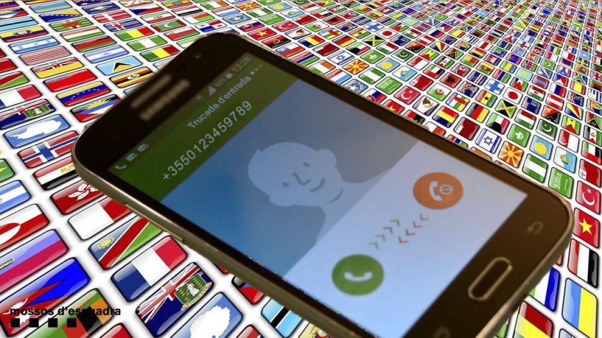 estafa telefònica, enviament càmeres, franquícies, comerços