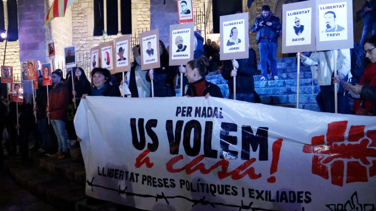 protesta, cdr, encarcelados, plaza rei